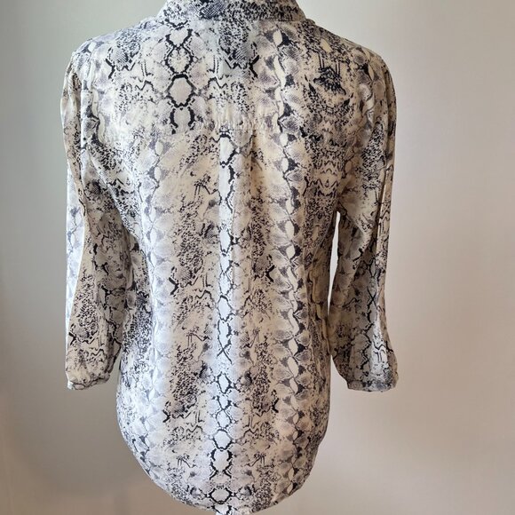 Lux & Chic Cynthia Rowley 100% Silk Button-Front Tunic | Cream Snake Print | S - Picture 7 of 16